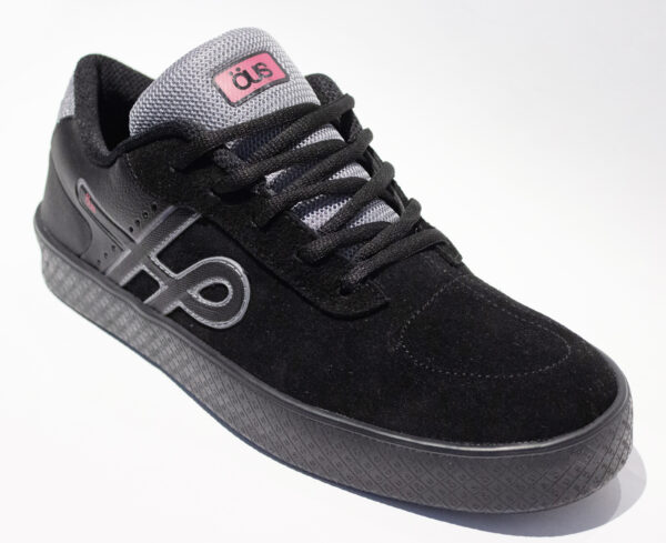 Tênis ÖUS Emergente Prt All Black Pink Essencial