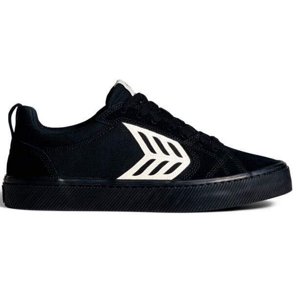 Cariuma Catiba Pro All Black Ivory